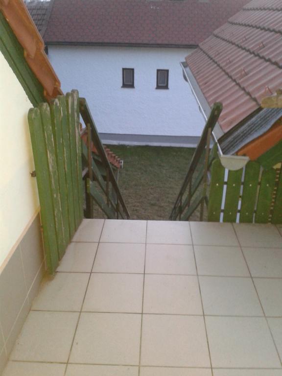 Feherszeker Apartmanok Abádszalók Rum bild