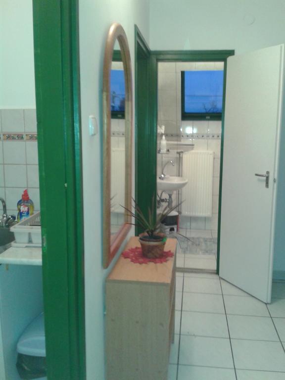 Feherszeker Apartmanok Abádszalók Rum bild